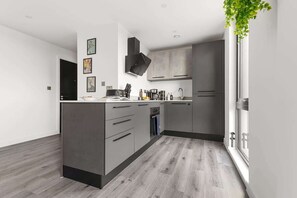 Fridge, microwave, oven, stovetop