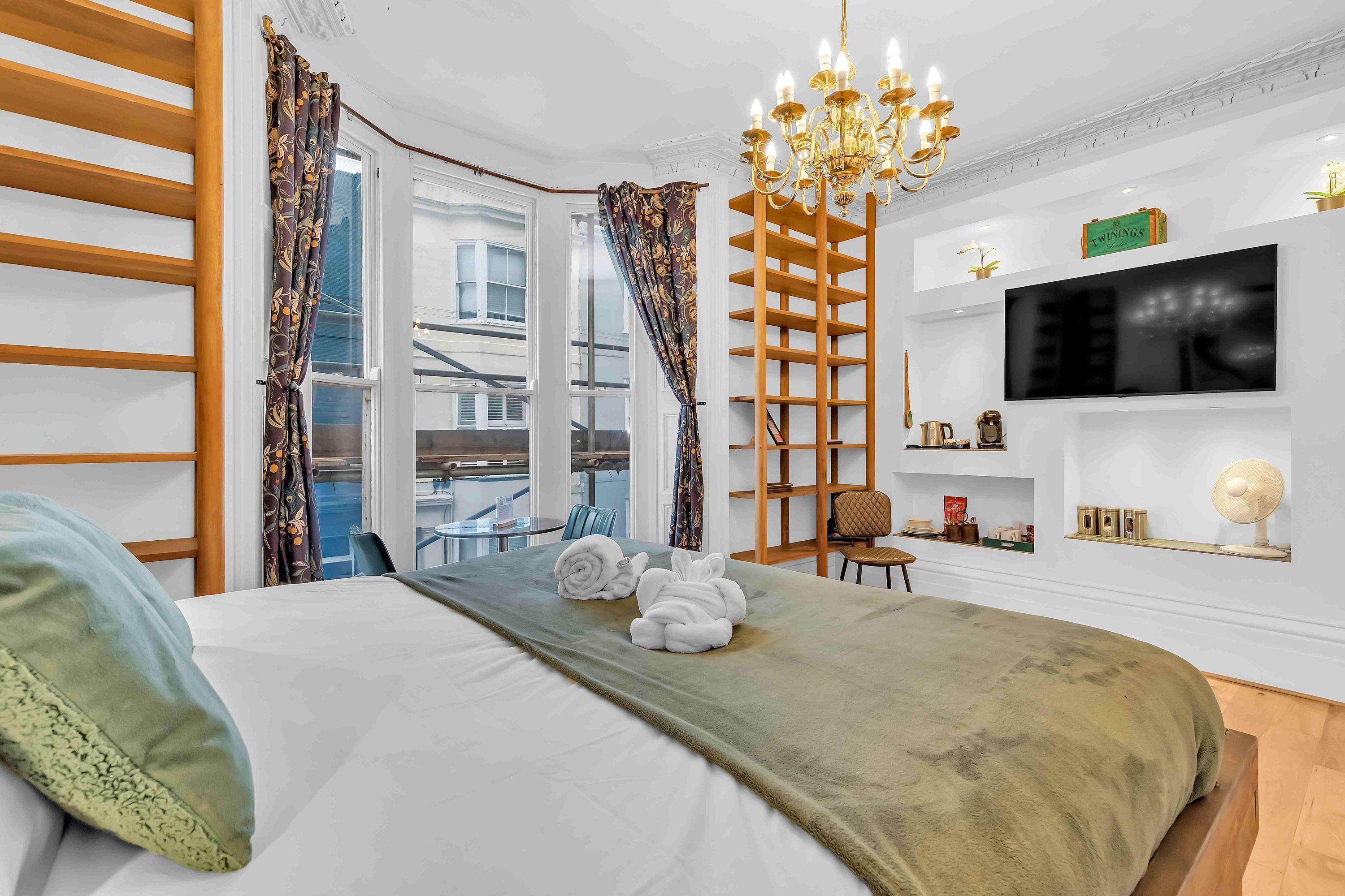 1 bedroom, iron/ironing board, free WiFi