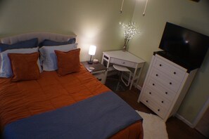 1 habitación, escritorio, tabla de planchar con plancha y wifi gratis 