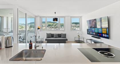 Dream View Apt With Homecinema Netflix Loggia