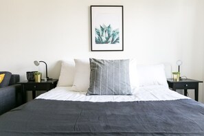 2 chambres, fer et planche à repasser, lit parapluie, Wi-Fi gratuit