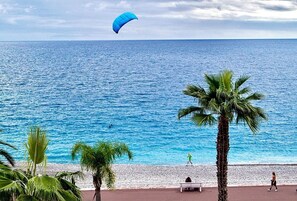 On the beach - PANORAMIC SEA VIEW | Luxury Design for 4 | DOWNTON ABBEY Style (Nice)