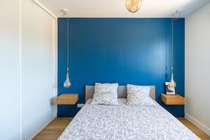 3 dormitorios, tabla de planchar con plancha, wifi y ropa de cama