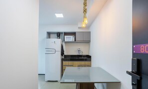 Basic Apartment | Private kitchen - Studios in a Condo With a gym in Indianopolis - COI (São Paulo)