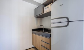 Private kitchen - Studios in a Condo With a gym in Indianopolis - COI (São Paulo)