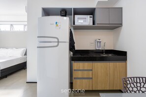 Basic Apartment | Private kitchen