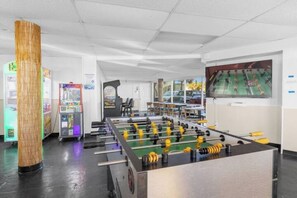Game room - Cozy Ocean Front Getaway ~ Sleeps 2 ~ Pools Open! (Daytona Beach)