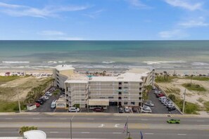 Exterior - Seas The Day - Ground Floor - Pools Open (Daytona Beach)