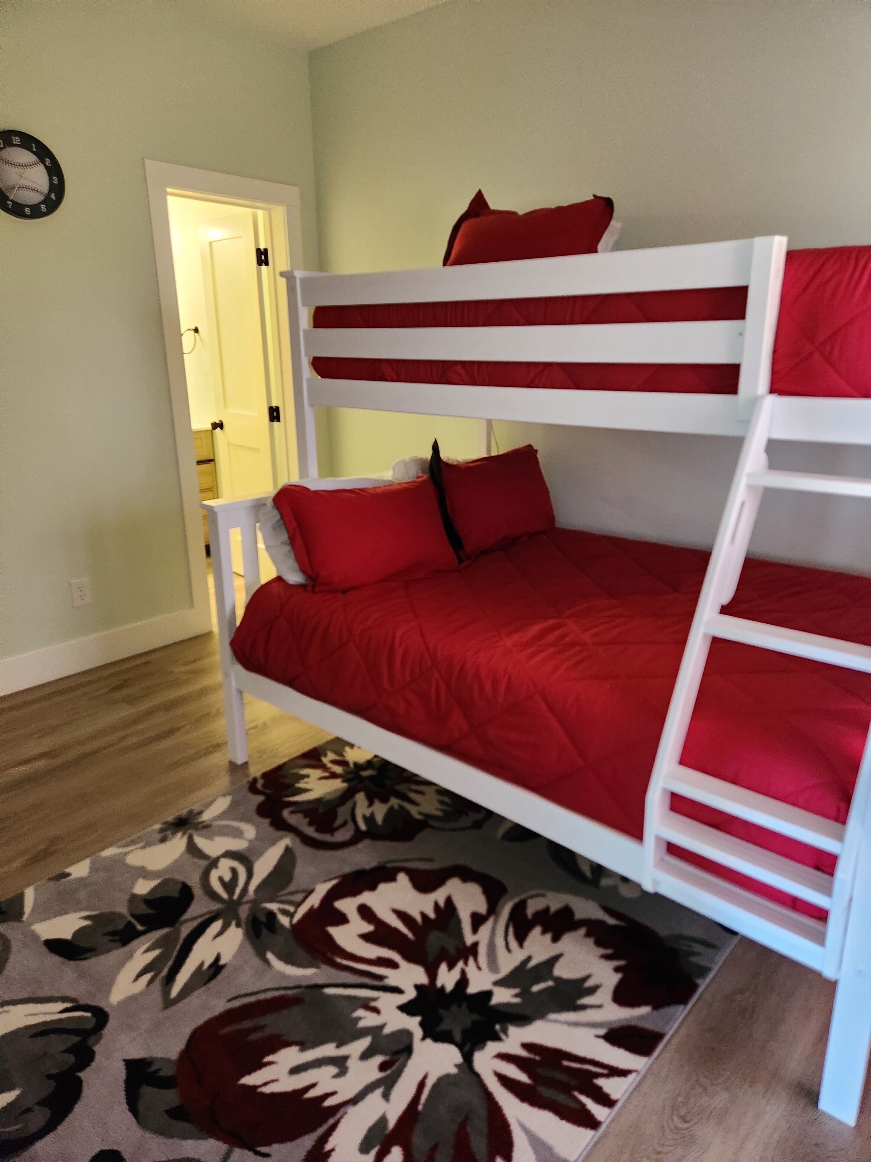 3 soverom, wi-fi og sengetøy