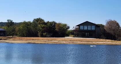 Rustic Secluded Getaway – 3BR Cabin with Private Pond, Near Possum Kingdom Lake