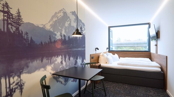 Comfort Double Room | Free minibar, laptop workspace, free WiFi, bed sheets