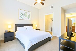 2 bedrooms, iron/ironing board, WiFi, bed sheets