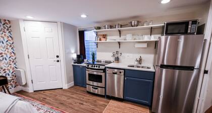 Newly Updated! Private Basement Studio in Denver