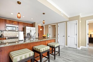 Fridge, microwave, oven, dishwasher