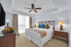4 bedrooms, iron/ironing board, travel cot, free WiFi