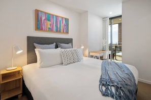 2 bedrooms, desk, iron/ironing board, travel cot