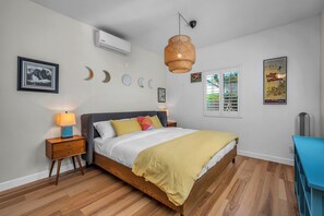 3 bedrooms, desk, iron/ironing board, free WiFi