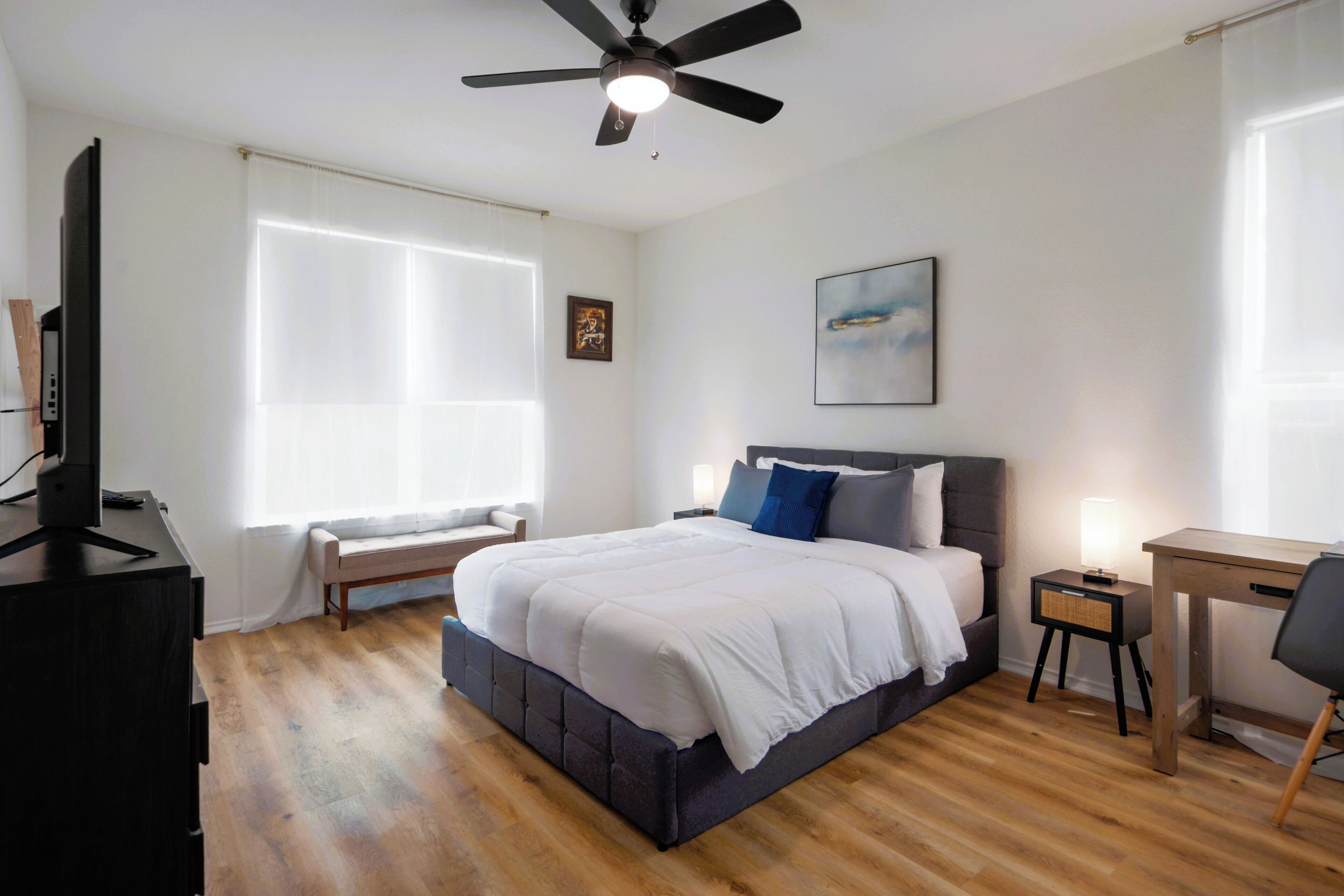 3 bedrooms, iron/ironing board, free WiFi