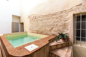 Idromassaggio all'aperto
