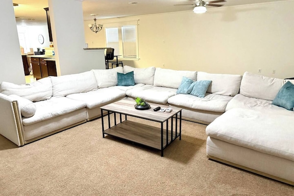 Living room 1
