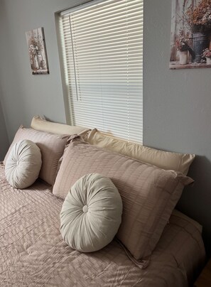 2 chambres, Wi-Fi gratuit, draps fournis