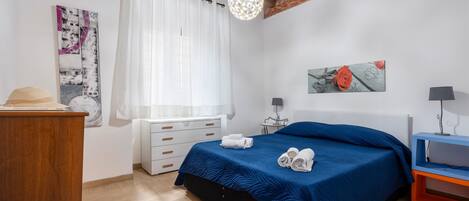 2 chambres, fer et planche à repasser, Wi-Fi