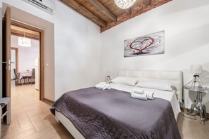 2 chambres, fer et planche à repasser, Wi-Fi