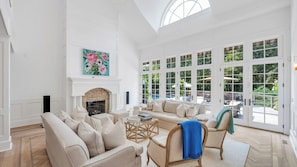 Tv, pejs, stereoanlæg