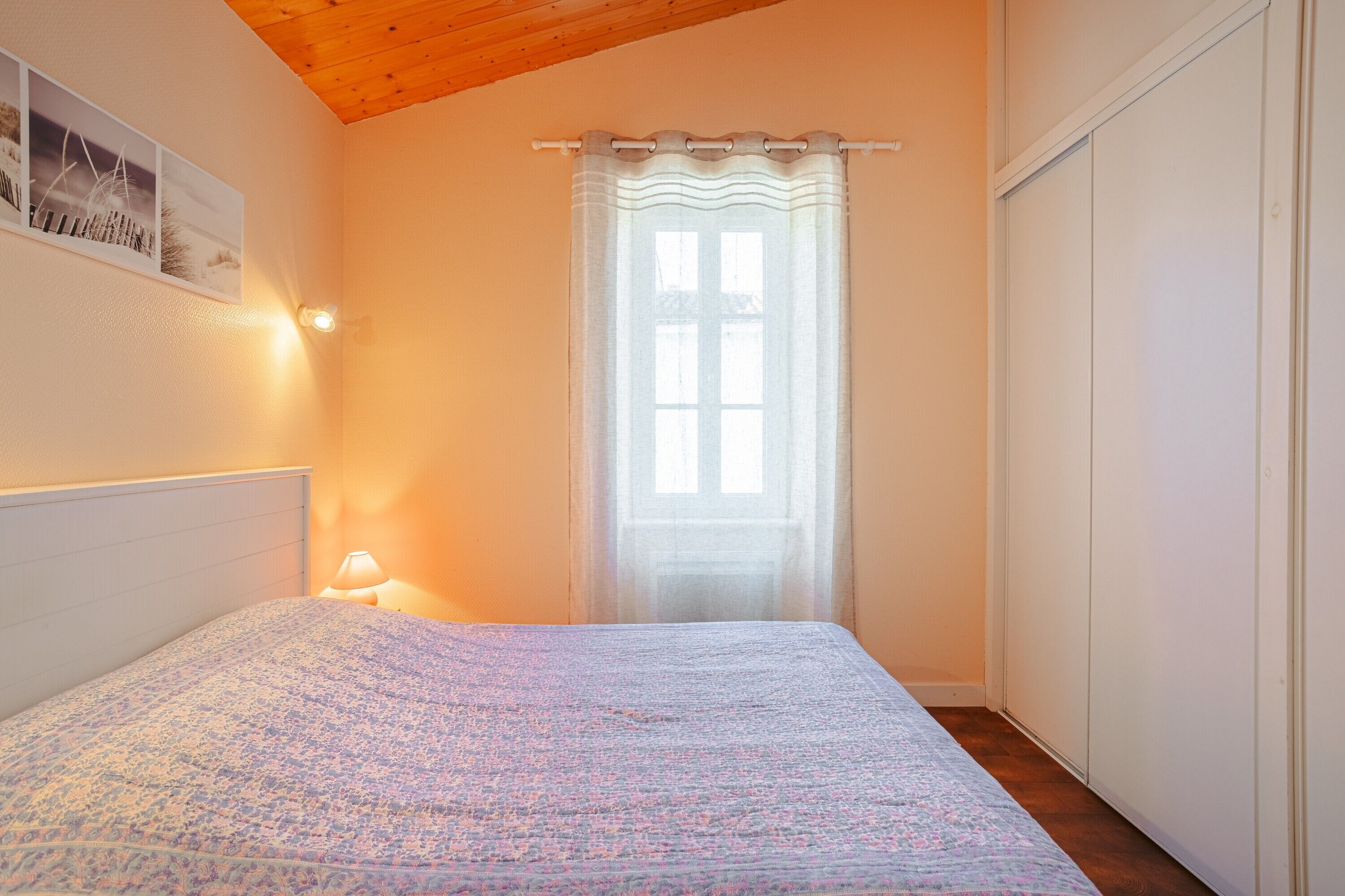 1 chambre, fer et planche à repasser, Wi-Fi