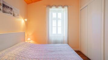 1 chambre, fer et planche Ă repasser, Wi-Fi