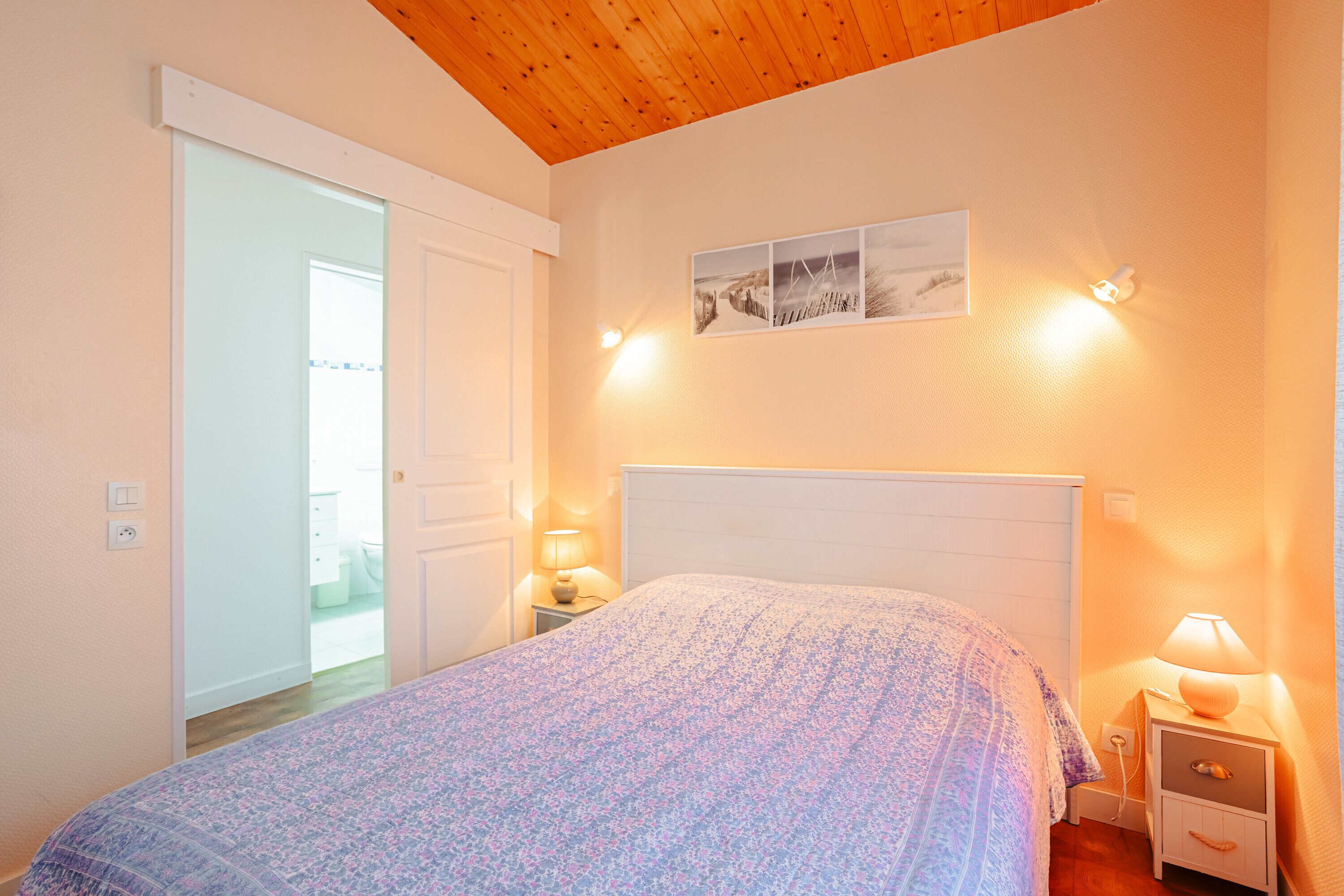 1 bedroom, iron/ironing board, WiFi