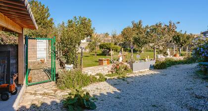 Guest Room Heraudeau 2 - with shared garden and air conditioning