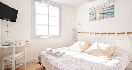 Guest Room Heraudeau 2 - with shared garden and air conditioning