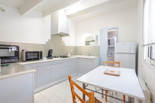 Chambre d'hôtes Chambre 3 - "Le Studio" avec jardin partagé