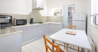 Guest Room 3 - "The Studio" with Shared Garden