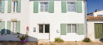 Guest Room Heraudeau 1 - with Shared Garden and Air Conditioning