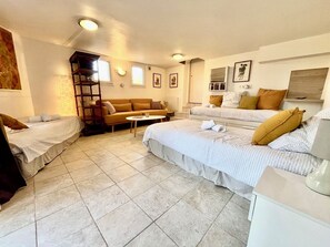 6 Schlafzimmer, Bügeleisen/Bügelbrett, WLAN, Bettwäsche
