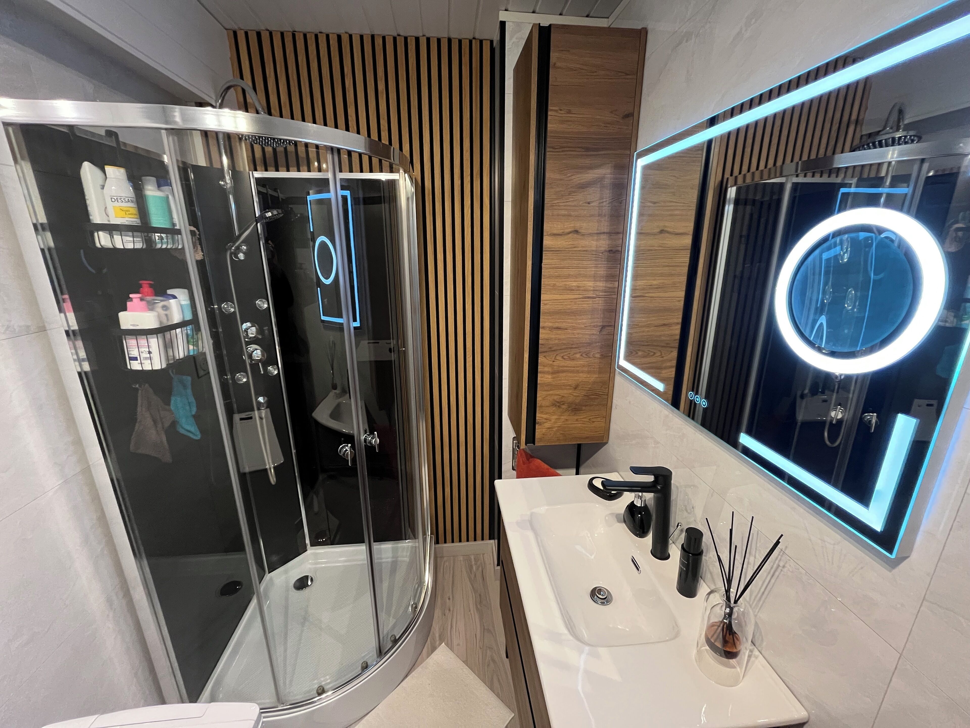 Shower, eco-friendly toiletries, hair dryer, towels