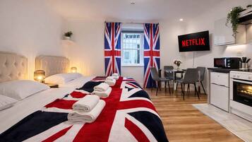 1 bedroom, iron/ironing board, WiFi, bed sheets