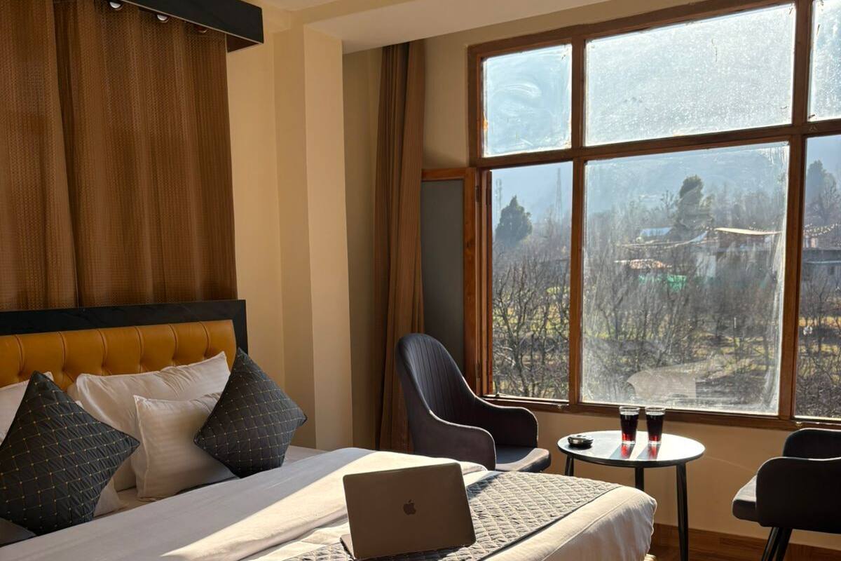 Classic Double Room, Mountain View | Premium bedding, desk, rollaway beds, free WiFi