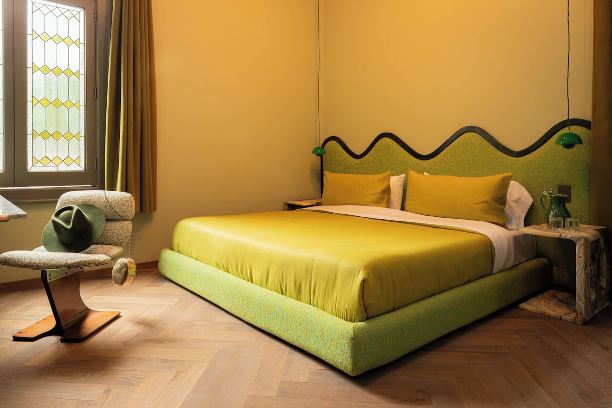 Deluxe Room, Courtyard View | In-room safe, desk, soundproofing, free WiFi