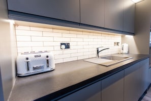 Microwave, oven, stovetop, dishwasher