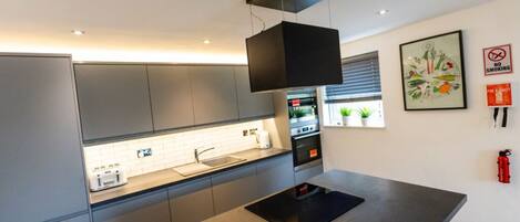 Microwave, oven, stovetop, dishwasher