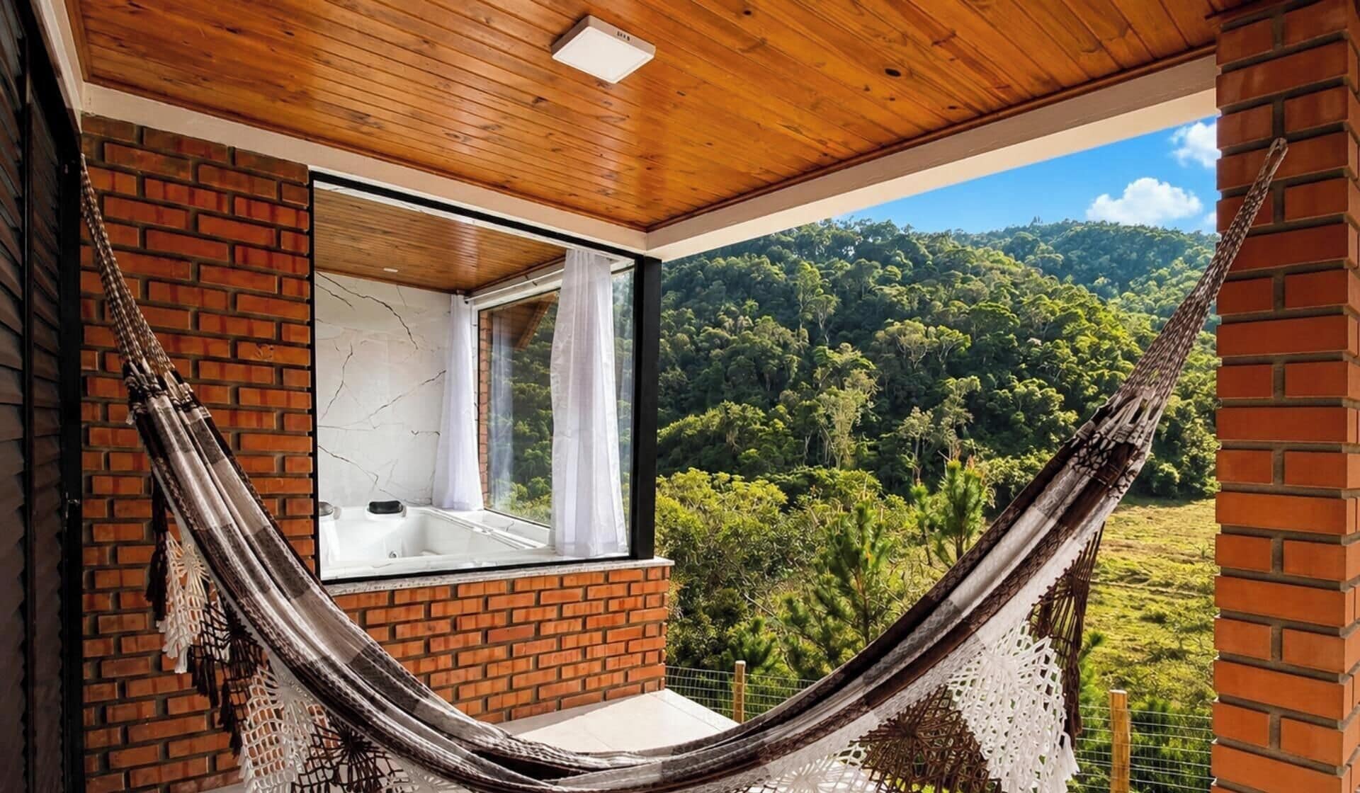 Luxury Chalet | Lanai