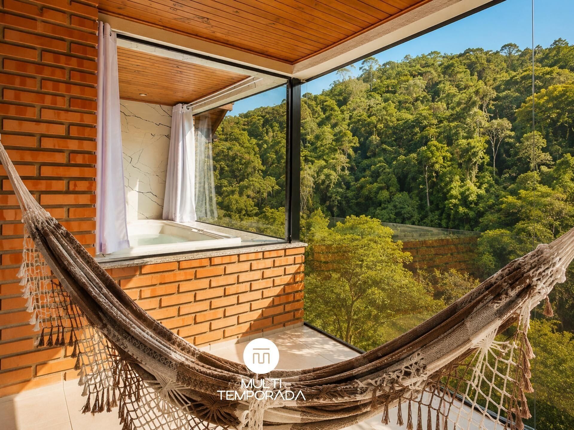 Chalet Luxe | Bain à remous extérieur