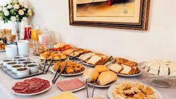 Free daily full breakfast