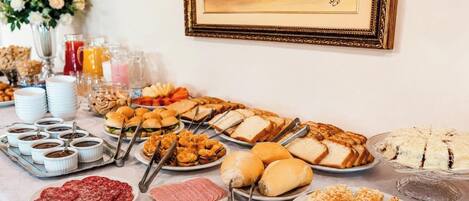 Free daily full breakfast
