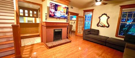 TV