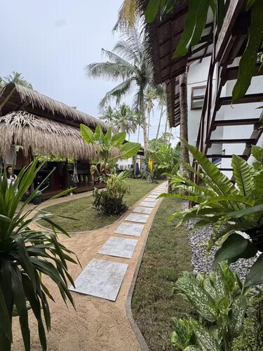 The Garden Room - Comfy apartment with workspace