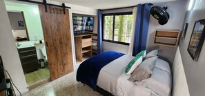 羽絨被、Select Comfort 床墊、客房內保險箱、免費無線上網